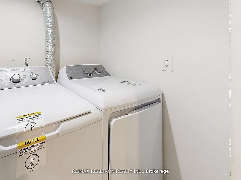 757 Srigley St — Photo 10