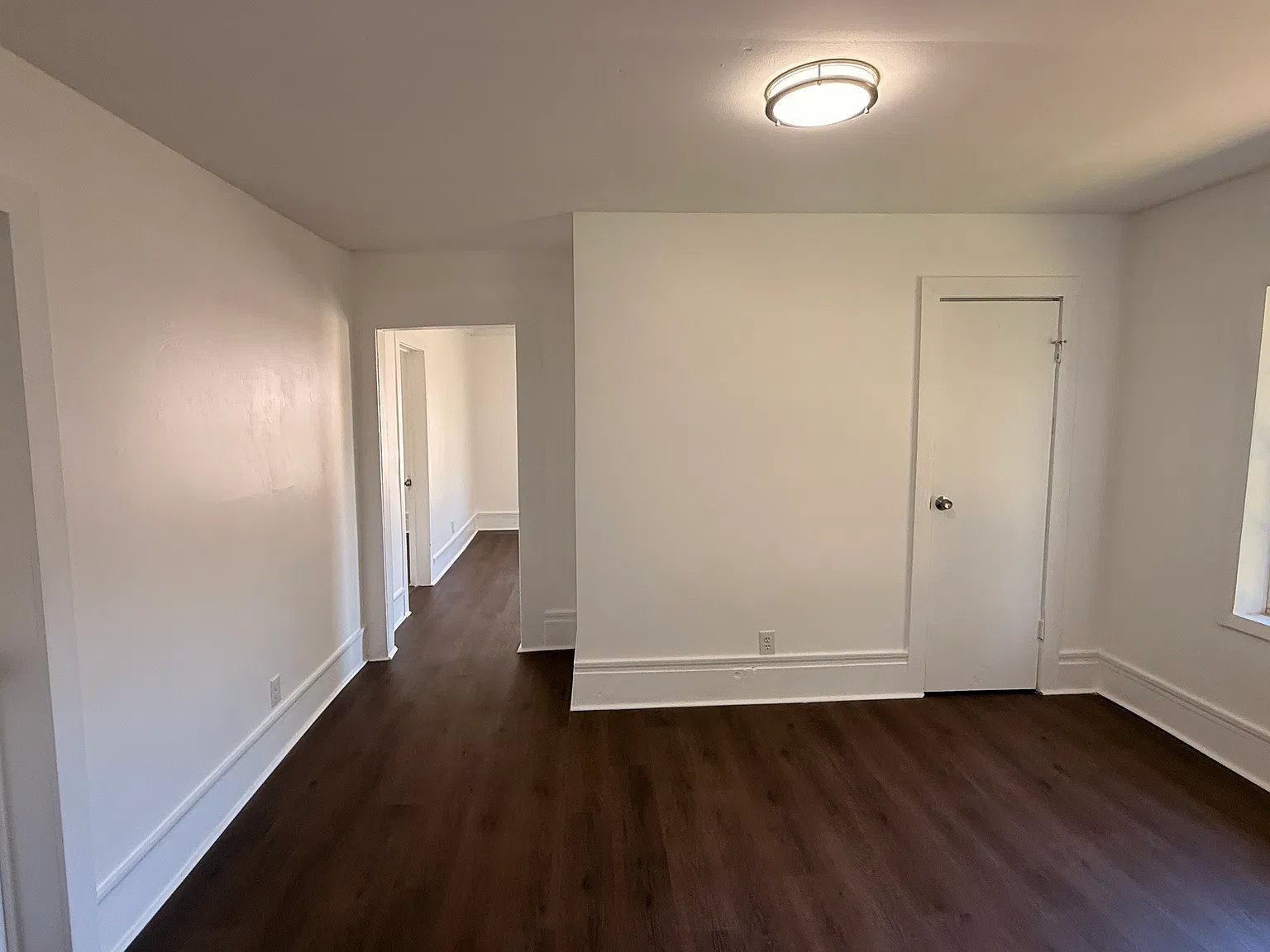 3 bed, 1279 sqft, $1,095 — Photo 2