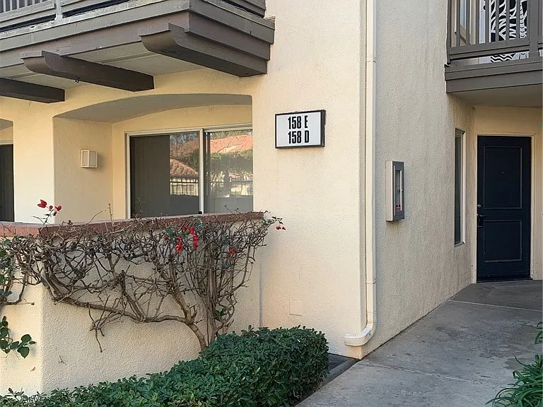 158 S Cross Creek Rd #D — Photo 1