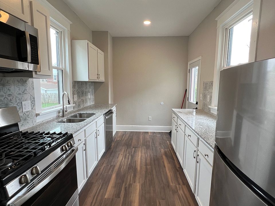 1st image of 3920 Regent Ave #2