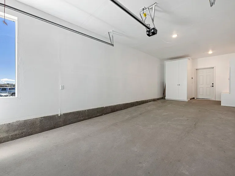 Attached Garage