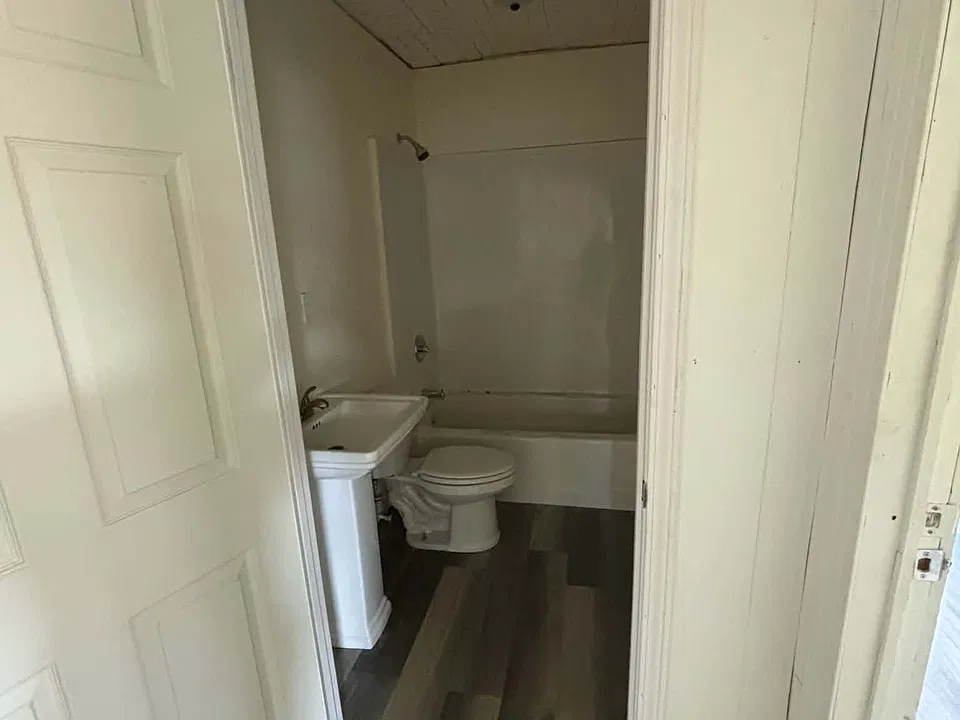 55 Cochran St