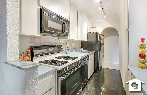 Sold by Coldwell Banker Reliable Real Estate | media 4