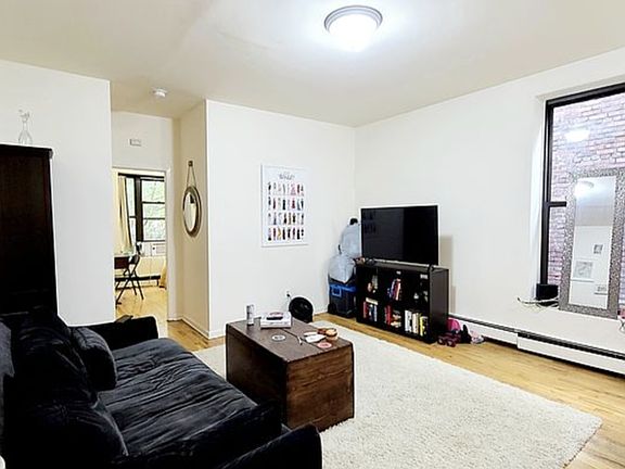 2nd image of 59 Clifton Pl APT 4F