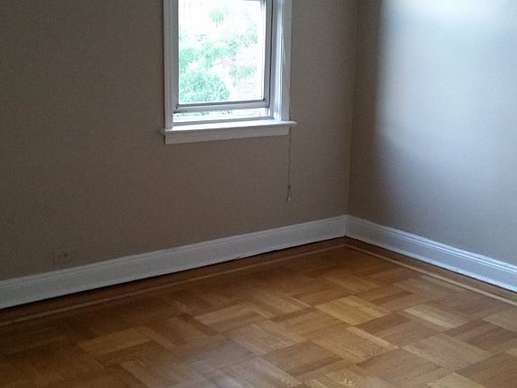 3rd image of 306 W 238th St APT 2