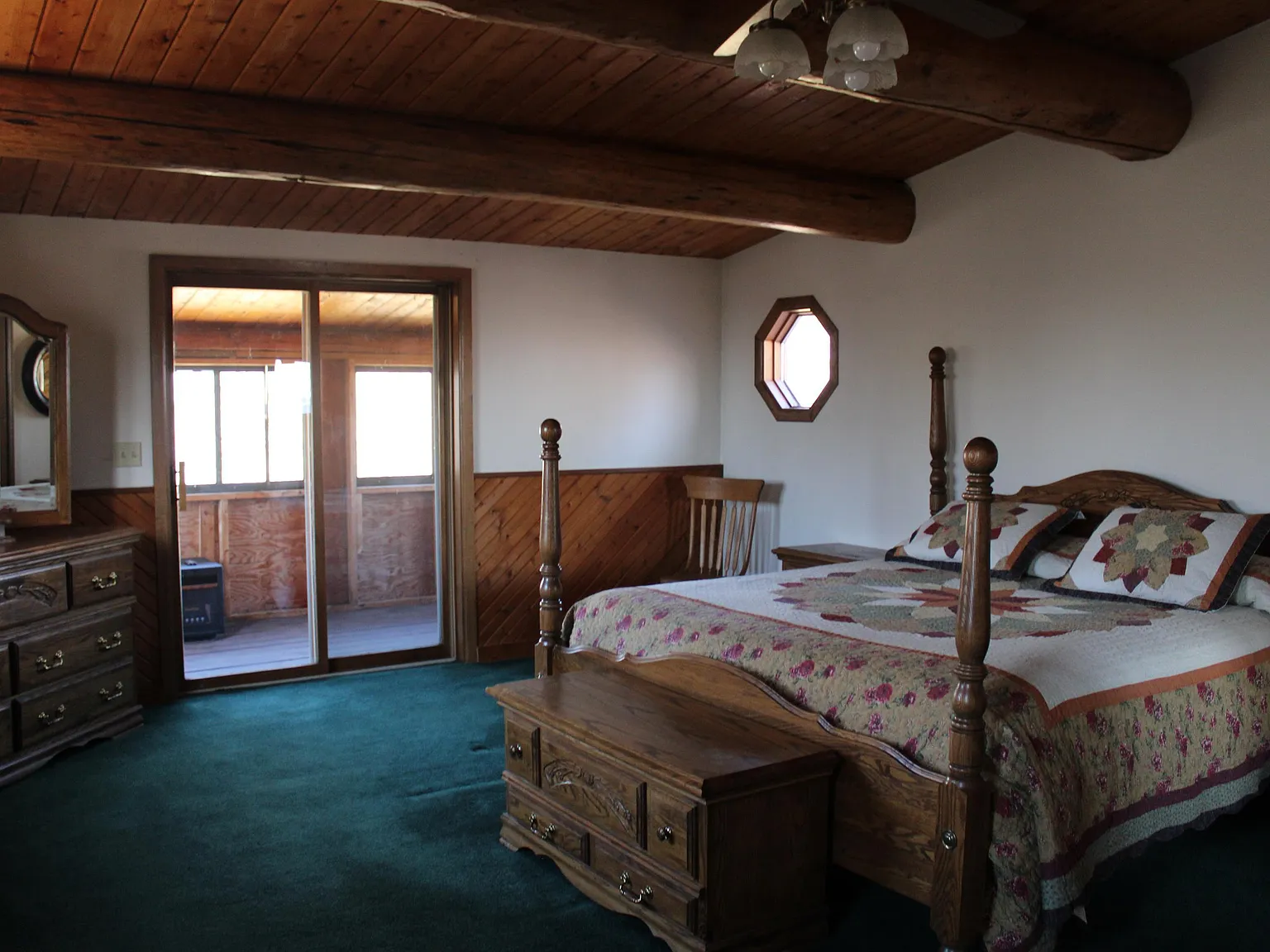 42673 U.S. 212 - 1 — Photo 3