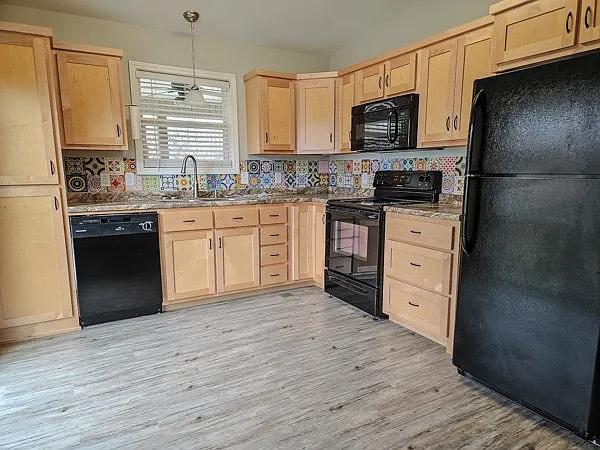 173 Warlick Dr — Photo 18