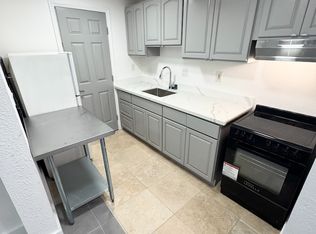 1800 16th Ave #A, San Francisco, CA 94122
