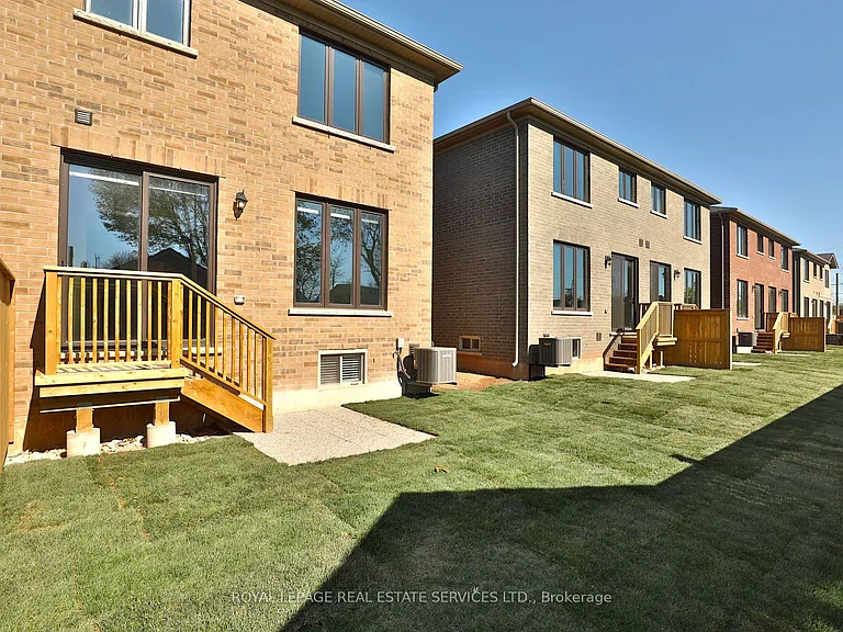 288 Glover Rd #42 — Photo 25