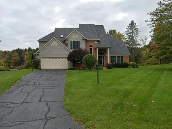 9136 Cotters Ridge Rd, Richland, MI 49083