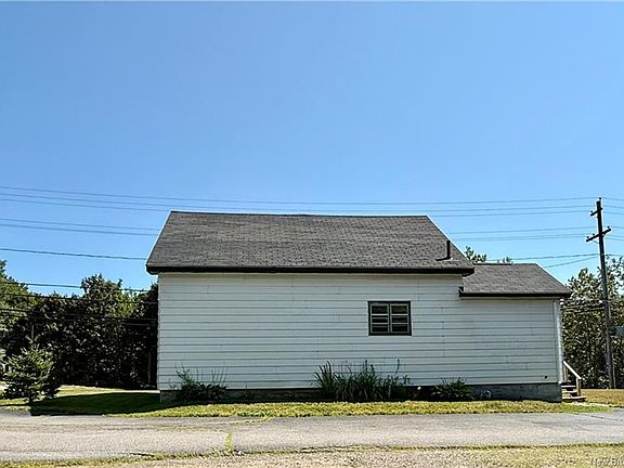 3rd image of 18 Letete Rd