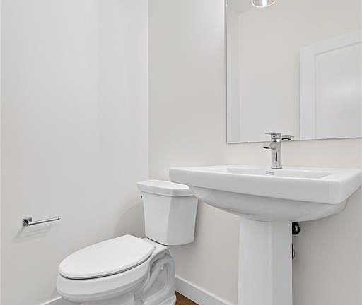 4th image of UNIT 8-830 Brighton BOULEVARD