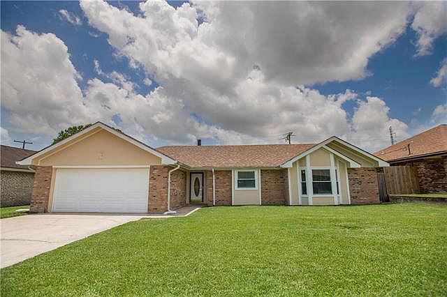 1st image of 1252 Olde Oaks Dr
