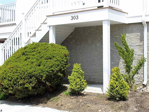 3rd image of 303 E 4th St