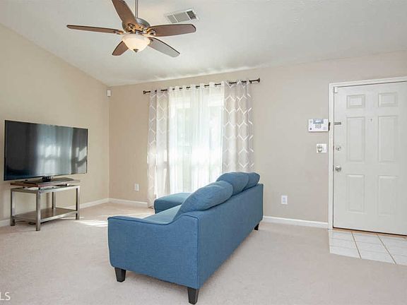 4th image of 629 Sunfield Dr