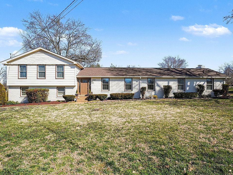 1st image of 207 Montchanin Rd