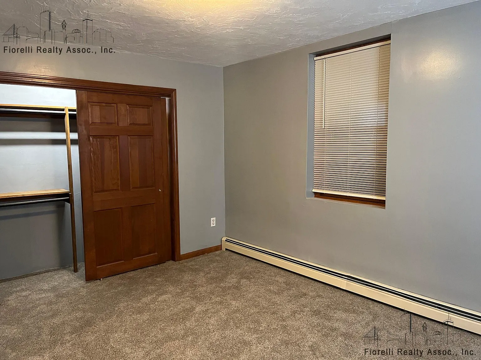 2 bed, 1150 sqft, $2,400 — Photo 4