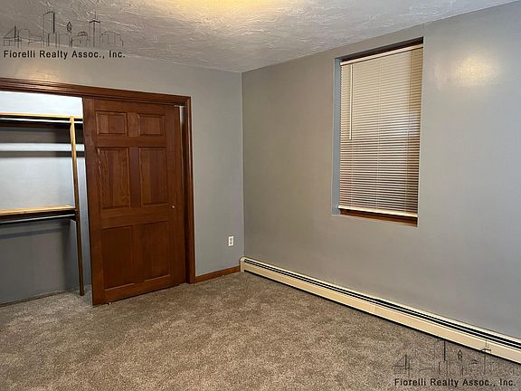 4th image of 32 Princeton St #1