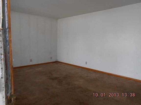 3rd image of 2005 Cedar Pointe Dr