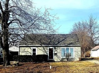 113 14th Ave E, Oskaloosa, IA 52577