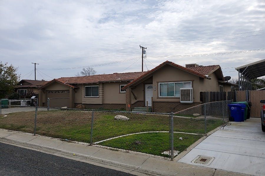 1897 W Aurora Ave, Porterville, CA 93257 Zillow