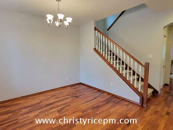 2nd image of 12928 NE 200th Pl