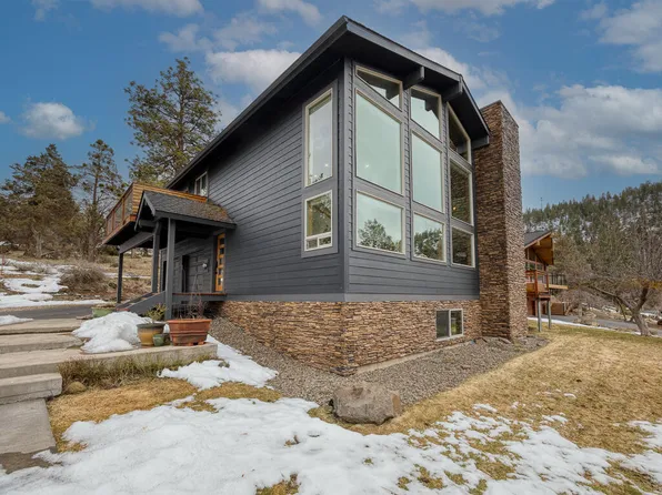 1279 Buck Island Dr, Klamath Falls, OR 97601