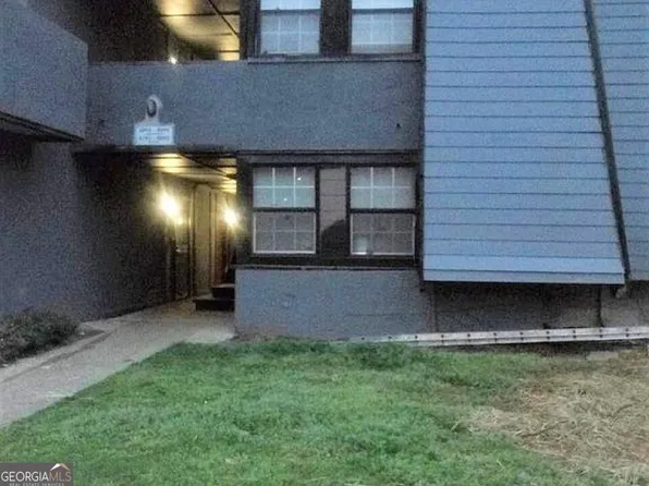 5918 Sutcliff Sq, Lithonia, GA 30058