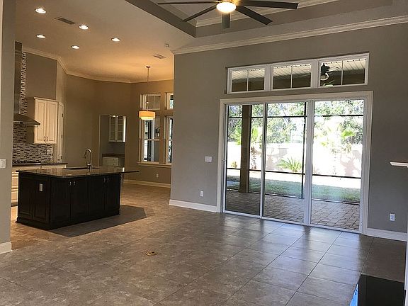 Looking towards kitchen