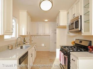3116 Buena Hills Dr, Oceanside, CA 92056