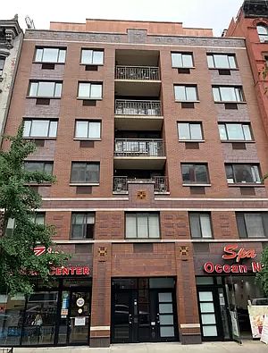 2nd image of 164 Stanton St APT 4B