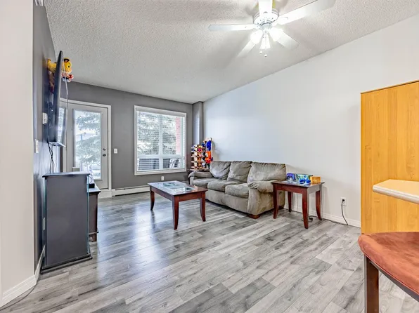 6220 134th Ave NW #132, Edmonton, AB T5A 0A8