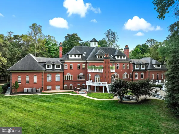 11308 Stoneledge Ct, Reston, VA 20191