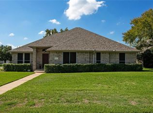 4606 Park Rdg, Bryan, TX 77802