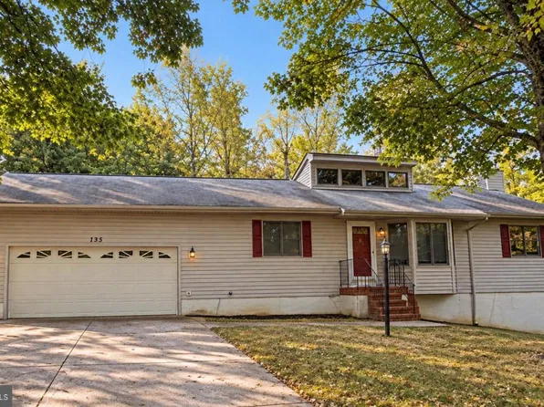 135 Edgemont Cir, Locust Grove, VA 22508