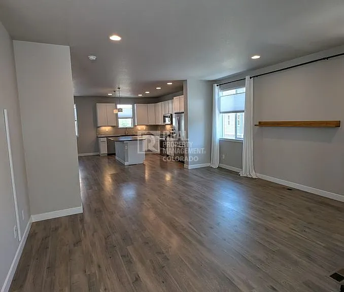 2378 S Troy Ct — Photo 7