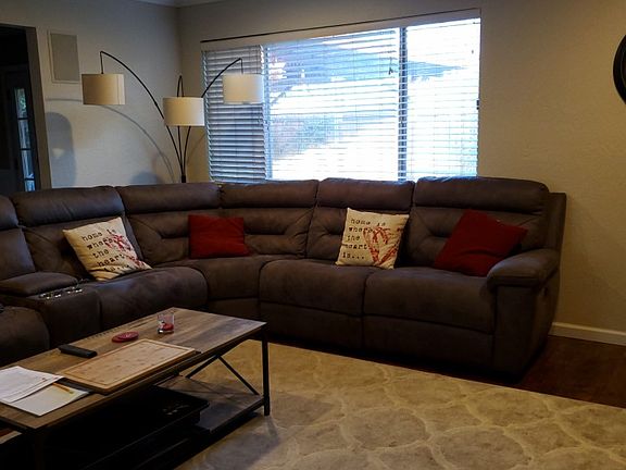 3rd image of 2625 Niagara Way