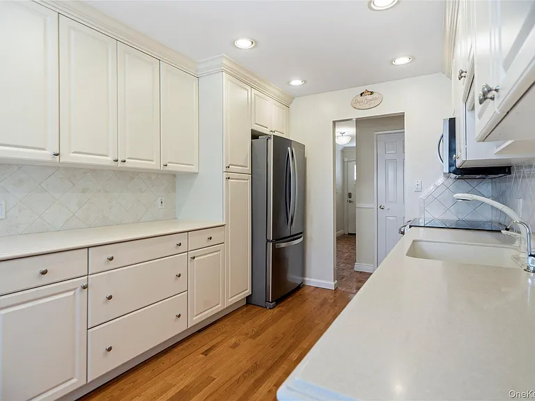 14 Harbor Ln — Photo 24