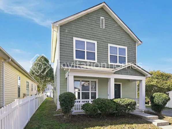 13827 Carleen Way Dr, Charlotte, NC 28213