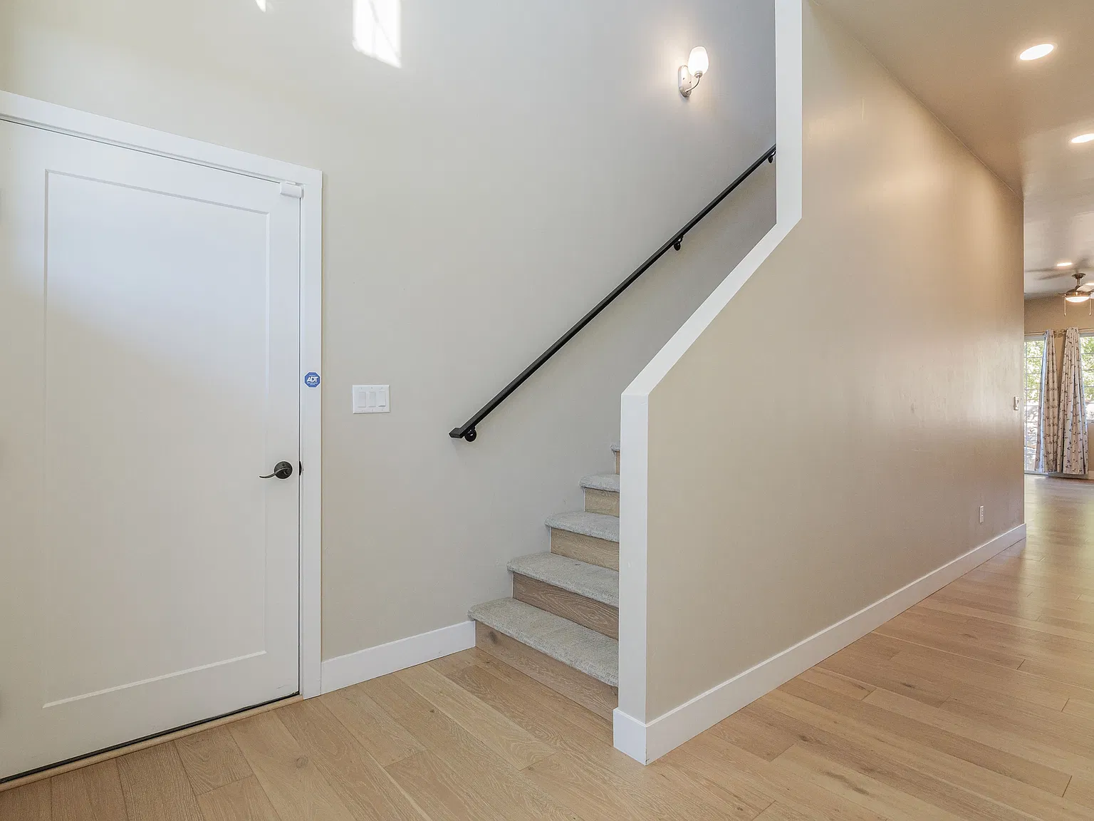 1850 Wellington Avenue - 1 — Photo 2