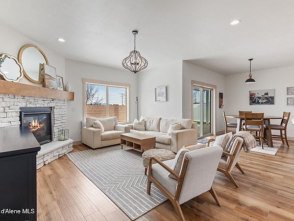 3rd image of 15136 N Pristine Cir