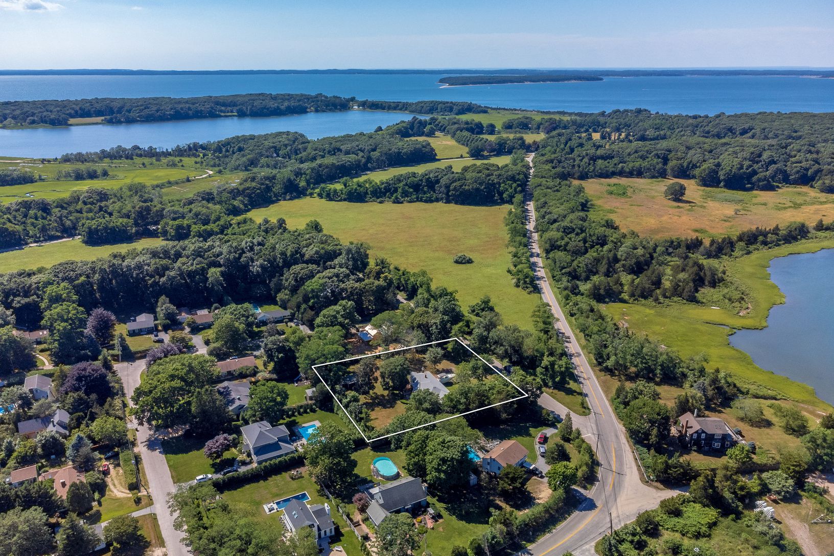  Spectacular Southampton Location