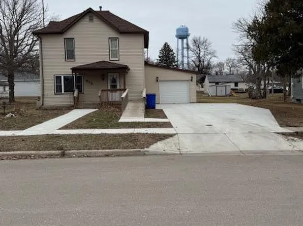 812 11th Ave, Clarkfield, MN 56223