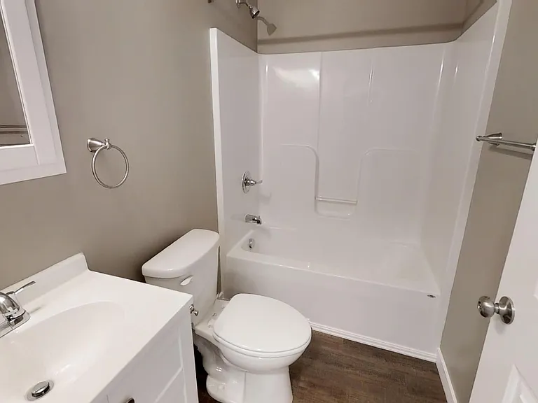 1410 Forbes St — Photo 10