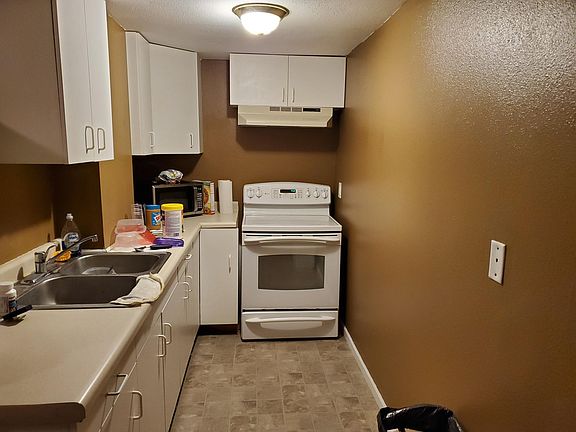 5th image of 207 N 6th St #A
