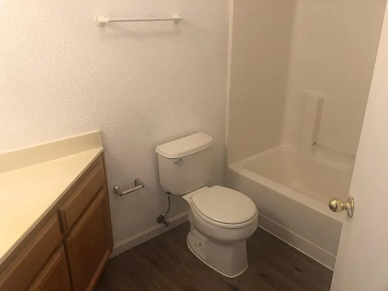 1351 Heatherfield Way — Photo 11