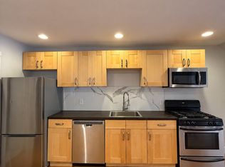 (Undisclosed Address), Chicago, IL 60657