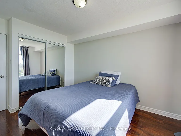3559 Eglinton Ave W #1309 — Photo 25