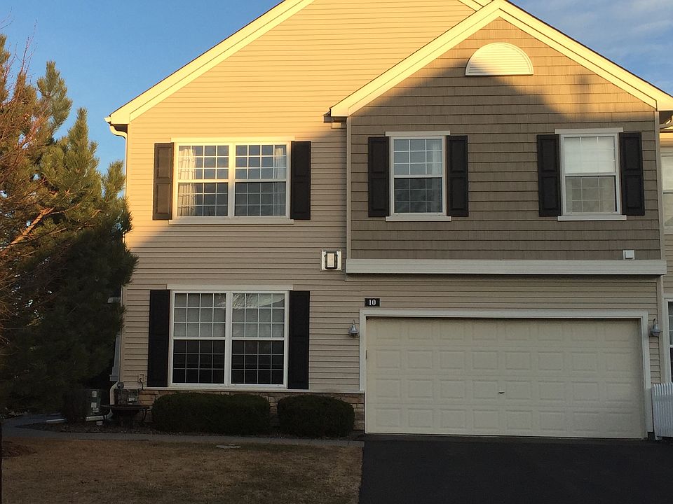 1st image of 4474 Rosemary Way N #10