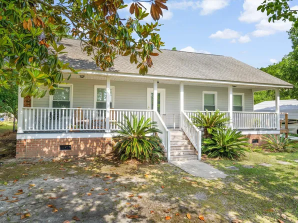 617 Willdrew Ln, Moncks Corner, SC 29461